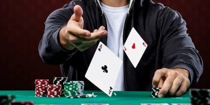 Công thức chia bài Liêng hiệu quả